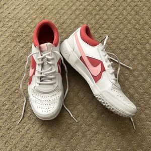 Barely worn Nike court shoes